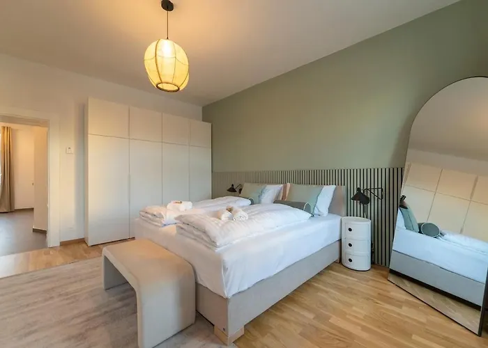 Josef's I Urban Living I Premium 06 Apartment *